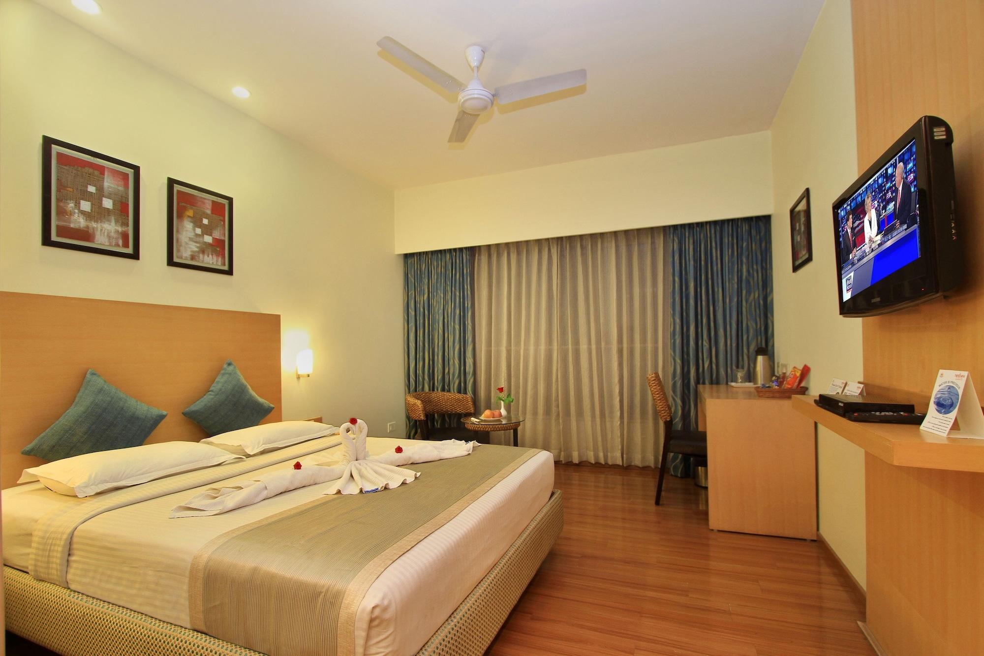 La Sara Hometel Bangalore Extérieur photo