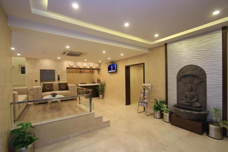 La Sara Hometel Bangalore Extérieur photo