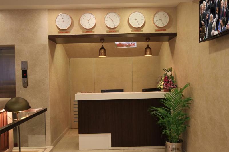 La Sara Hometel Bangalore Extérieur photo